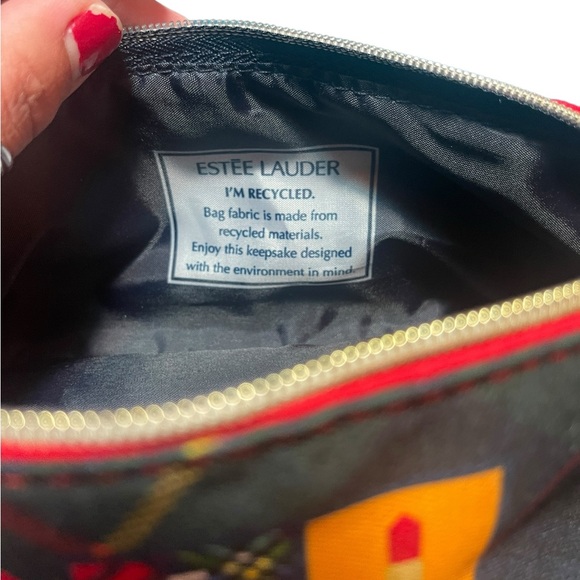 Estee Lauder 2024 Scottish Check Double Zip Makeup Pouch - Picture 3 of 11